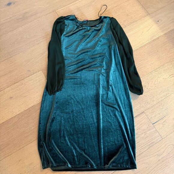 $134 Vince Camuto ~ Plus Size Long Sleeve Velvet Shift Dress ~ Size 1X m9 - Picture 4 of 5